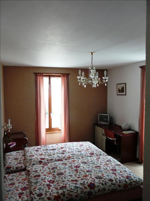 La Dent-Du-Midi Hotel & Restaurant Saint-Maurice Szoba fotó